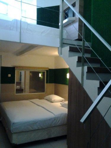 Hotel Space 2*